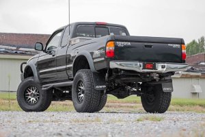 Toyota Tacoma Suspension Lift Kit - Front + Rear - Rough Country - 6-Inch Lift Kit - '95-'04